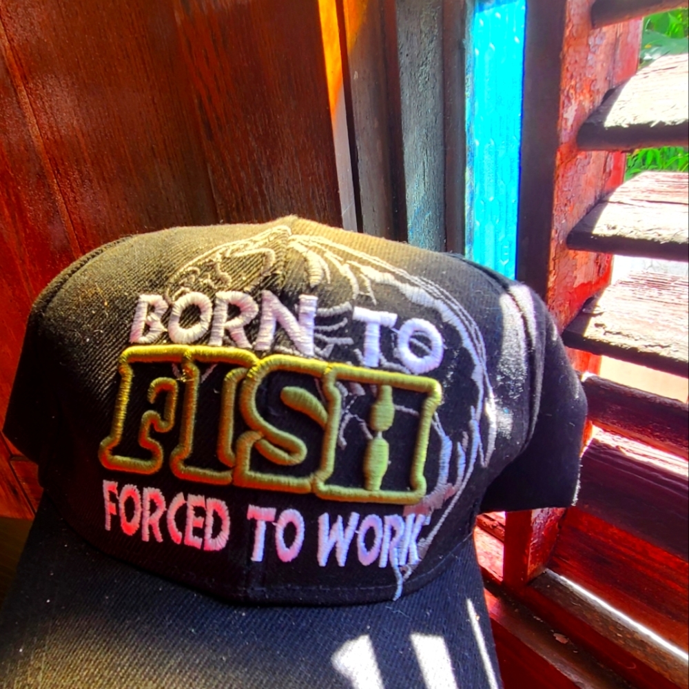 Baseball Cap "Born to Fish"